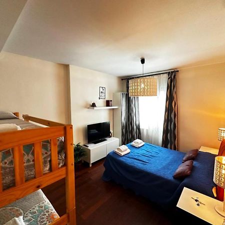 Rooms Arago Barcelona Buitenkant foto